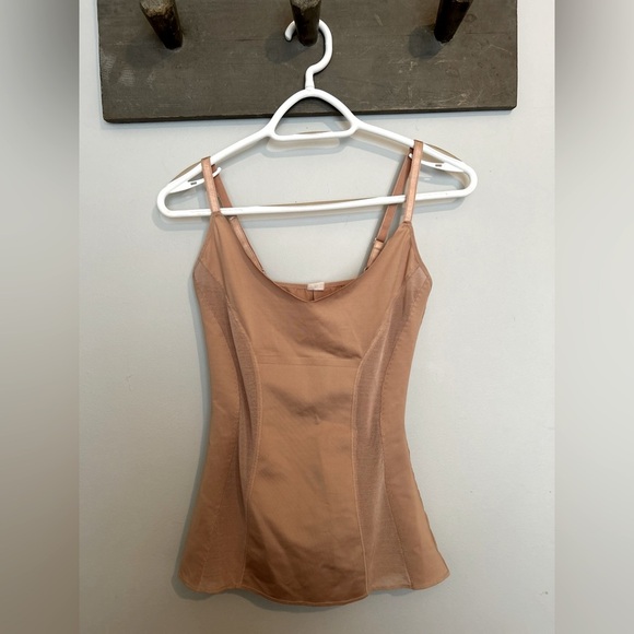 Shapewear - Picture 1 of 8